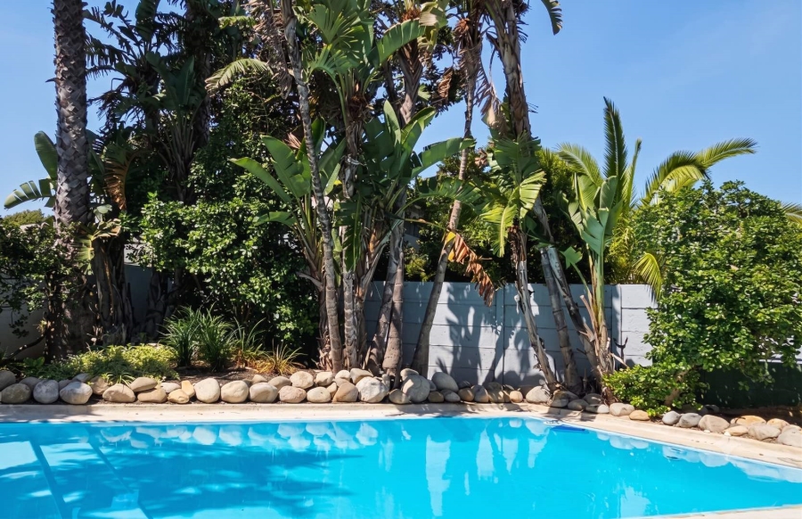 To Let 4 Bedroom Property for Rent in Sunset Beach Western Cape